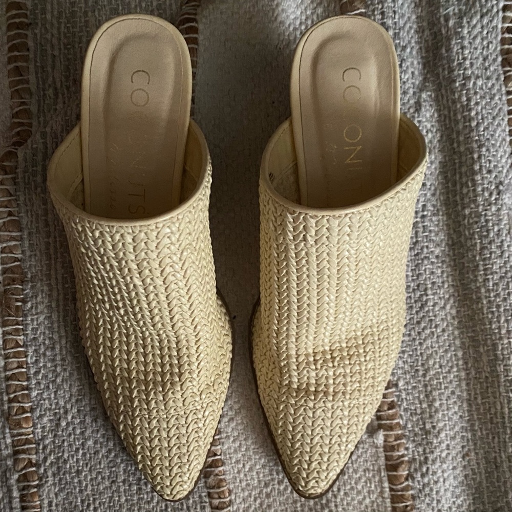 Matisse pointed toe mule